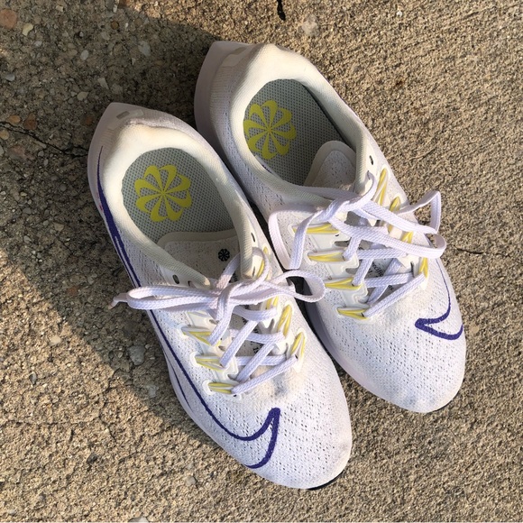 Nike Sneakers WMNS Air Zoom Pegasus 36 White Psychic Purple 7.5 - Picture 11 of 16